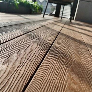 Sab nraum zoov Pem Teb 3D WPC Decking